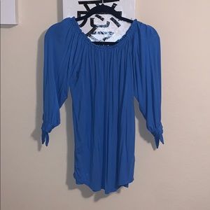 beautiful blue, stretchy off the shoulder top